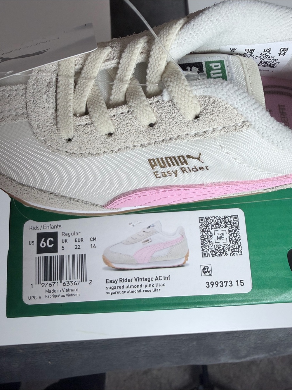 Puma Easy Rider Kids Sneaker in Cream & Pink
